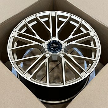 Llantas forjadas 5329F Satin Gold BML Satin Black para Panamera