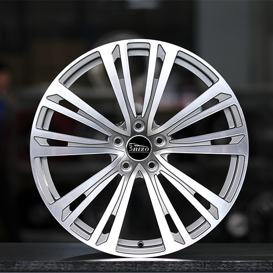 Cerchi forgiati 696F per Audi-2