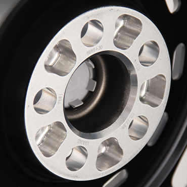 F9502 Forged wheels for Defender detailed images