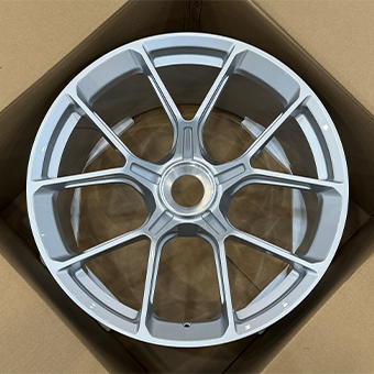 Llantas GT3 5322FB plateadas con cierre central para Porsche 911