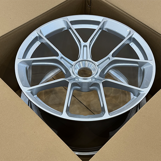 5322FB Silver GT3 Wheels with centerlock for Porsche 911 GT3