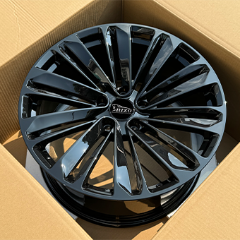 Gloss black hot bentley wheels