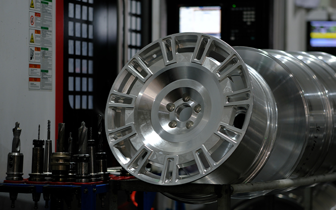Cerchi Rolls Royce dopo la lavorazione CNC
