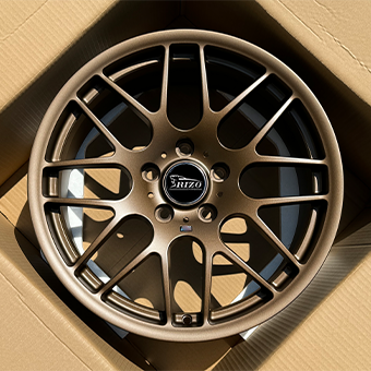 BMW M3 CSL用サテンブロンズBMW CSLスタイルホイール