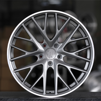 Cerchi Panamera 873F da 22 pollici con bordo lavorato color canna di fucile.