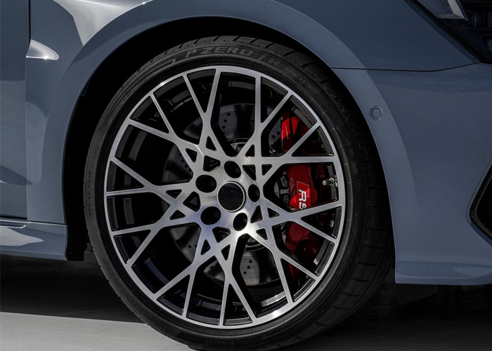 Prześwit hamulca kół Audi RS3