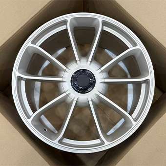 GT4RS wheels for Porsche 718 with center lock