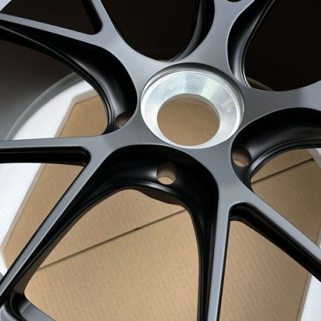 hre center lock P104-1