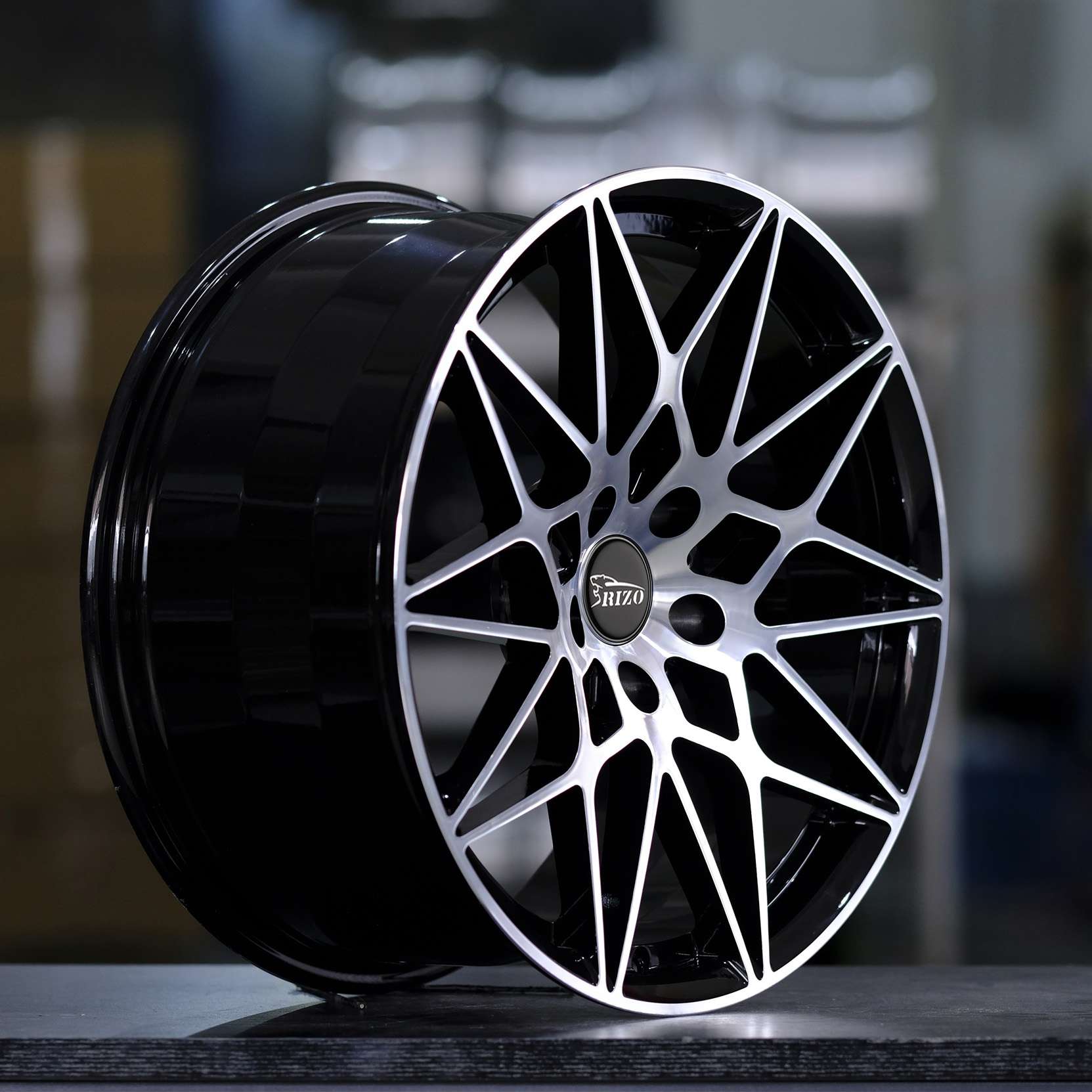 758F 18 19Inch BMW M4 BMF Side 3-1
