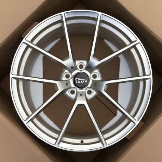 764F 18 19Inch M4 CS Forzen Gold Front 1