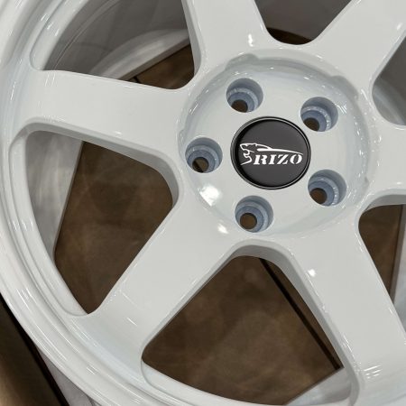 White TE37 wheels-1